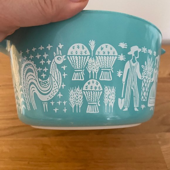 Vintage Pyrex Turquoise Amish Butterprint Casserole Dish Bowl 1 Quart 473 w/ Lid - Picture 2 of 4